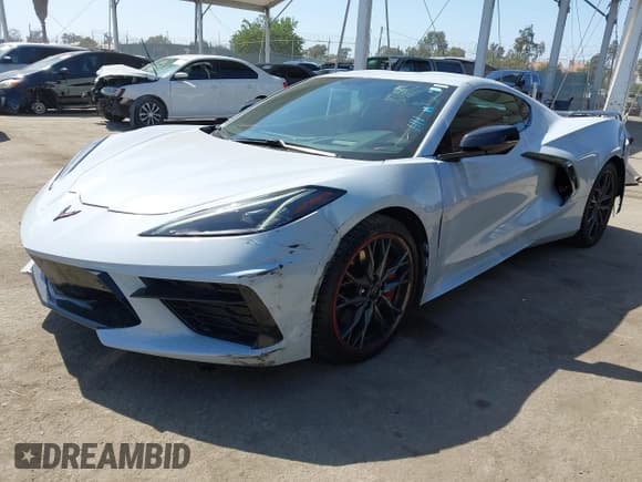 ✅ 2023 Chevrolet Corvette 2LT • VIN: 1G1YB2D4XP5140679 • Lot: 42549129. Listed on IAAI with 25,665 mi. Free auction sales archive from the USA and detailed vehicle history report at DreamBid. Image 19.