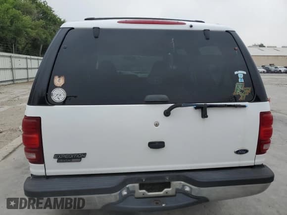 ✅ 2002 Ford Expedition XLT • VIN: 1FMPU16L42LA33137 • Lot: 54321284. Listed on Copart with 194,155 mi. Free auction sales archive from the USA and detailed vehicle history report at DreamBid. Image 6.