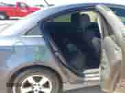 2013 Chevrolet Cruze 1LT z VIN 1G1PC5SB1D7152344, wystawiony jako IAAI lot #43472093 z przebiegiem 123 286 mil mil oraz . Historia ofert i sprzedaży dostępna na DreamBid. Obrazek 8.