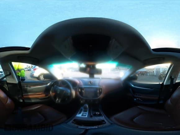 ✅ 2016 Maserati Ghibli S Q4 • VIN: ZAM57RTA0G1165931 • Lot: 43559362. Wystawiony na IAAI z przebiegiem 121 701 mil. Bezpłatny archiwum sprzedaży aukcyjnych z USA i szczegółowy raport historii pojazdu na DreamBid. Zdjęcie 18.