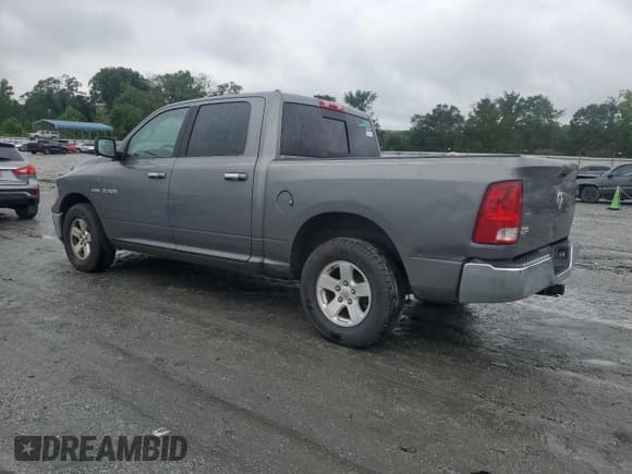 ✅ 2010 Dodge 1500 SLT • VIN: 1D7RB1CT9AS108772 • Lot: 67778585. Wystawiony na Copart z przebiegiem 137 712 mil. Bezpłatny archiwum sprzedaży aukcyjnych z USA i szczegółowy raport historii pojazdu na DreamBid. Zdjęcie 2.