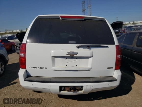 ✅ 2008 Chevrolet Suburban LTZ • VIN: 3GNFK16368G239613 • Lot: 73054114. Wystawiony na Copart z przebiegiem 200 743 mil. Bezpłatny archiwum sprzedaży aukcyjnych z USA i szczegółowy raport historii pojazdu na DreamBid. Zdjęcie 6.