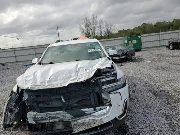 ✅ 2023 GMC Acadia SLT • VIN: 1GKKNML41PZ210083 • Lot: 85294205. Listed on Copart with 69,821 mi. Free auction sales archive from the USA and detailed vehicle history report at DreamBid. Image 14.