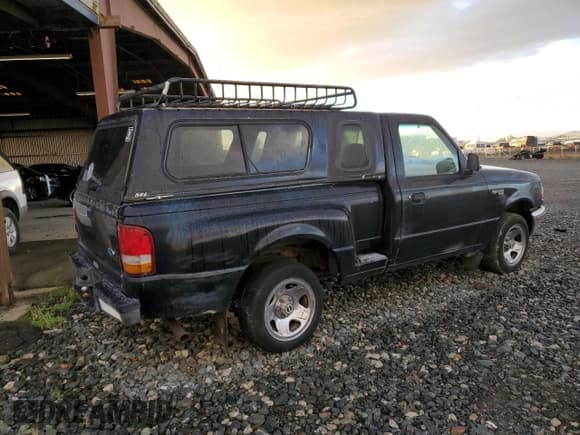 ✅ 1997 Ford Ranger XLT • VIN: 1FTCR10A3VPA02079 • Lot: 93939475. Listed on Copart with 197,806 mi. Free auction sales archive from the USA and detailed vehicle history report at DreamBid. Image 3.