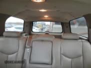 ✅ 2005 Chevrolet Suburban Z71 • VIN: 3GNFK16Z15G161936 • Lot: 81258534. Wystawiony na Copart z przebiegiem 119 145 mil. Bezpłatny archiwum sprzedaży aukcyjnych z USA i szczegółowy raport historii pojazdu na DreamBid. Zdjęcie 10.