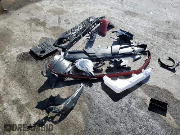 ✅ 2024 Ford Bronco Wildtrak • VIN: 1FMEE2BP4RLB23952 • Lot: 57058835. Listed on Copart with 12,180 mi. Free auction sales archive from the USA and detailed vehicle history report at DreamBid. Image 13.