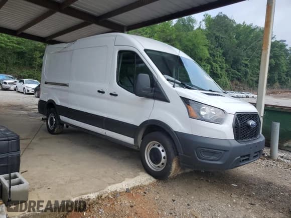 ✅ 2022 Ford Transit Cargo • VIN: 1FTBR1C8XNKA05854 • Лот: 57170555. Опубликован ранее на Copart с пробегом 119 996 миль. Бесплатный доступ к архиву аукционных продаж из США и подробный отчёт об истории автомобиля на DreamBid. Изображение 4.