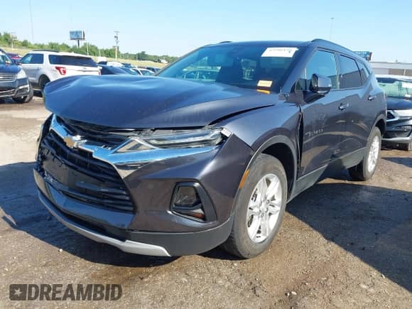 2022 Chevrolet Blazer LT с VIN 3GNKBCR48NS130691, выставлен на аукционе IAAI как лот 42986158 с пробегом 38 635 миль миль и . История ставок и продаж доступна на DreamBid. Изображение 2.