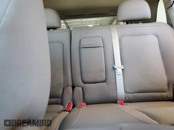 ✅ 2008 Saturn VUE XE • VIN: 3GSDL43N48S541276 • Lot: 82303855. Wystawiony na Copart z przebiegiem 219 708 mil. Bezpłatny archiwum sprzedaży aukcyjnych z USA i szczegółowy raport historii pojazdu na DreamBid. Zdjęcie 10.