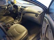 ✅ 2013 Hyundai Elantra Limited • VIN: KMHDH4AE9DU961394 • Лот: 43594484. Опубликован ранее на IAAI с пробегом 200 479 миль. Бесплатный доступ к архиву аукционных продаж из США и подробный отчёт об истории автомобиля на DreamBid. Изображение 5.