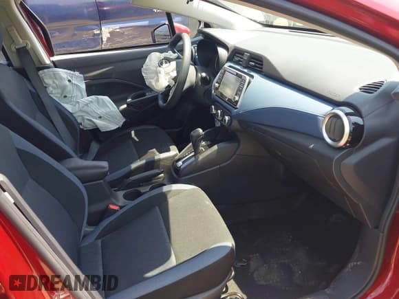 ✅ 2025 Nissan Versa SV • VIN: 3N1CN8EV1SL810764 • Lot: 42991435. Listed on IAAI with 2,347 mi. Free auction sales archive from the USA and detailed vehicle history report at DreamBid. Image 5.