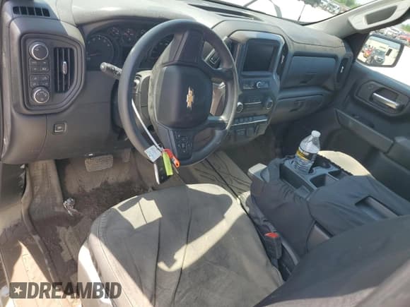 ✅ 2025 Chevrolet Silverado 1500 • VIN: 1GCUKAED6SZ154644 • Лот: 66683085. Опубликован ранее на Copart с пробегом 11 770 миль. Бесплатный доступ к архиву аукционных продаж из США и подробный отчёт об истории автомобиля на DreamBid. Изображение 8.