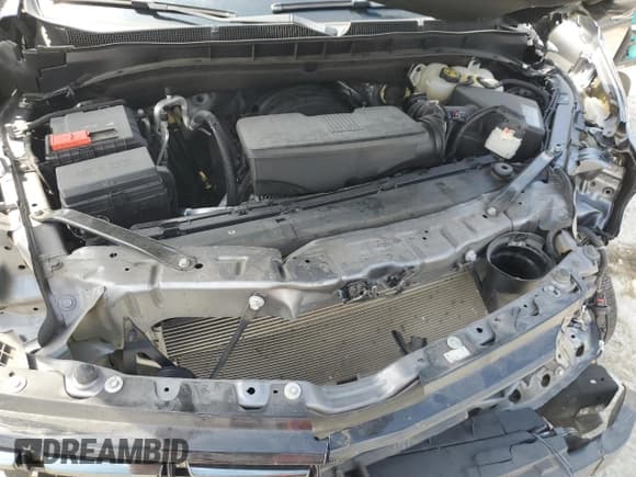 ✅ 2021 Chevrolet Suburban RST • VIN: 1GNSKEKD7MR328539 • Lot: 70866255. Listed on Copart with 100,302 mi. Free auction sales archive from the USA and detailed vehicle history report at DreamBid. Image 12.