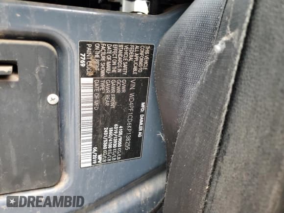 ✅ 2019 Mercedes-Benz Sprinter Cargo • VIN: WD4PF1CD6KP138255 • Lot: 70054175. Wystawiony na Copart z przebiegiem Nie podano. Bezpłatny archiwum sprzedaży aukcyjnych z USA i szczegółowy raport historii pojazdu na DreamBid. Zdjęcie 13.