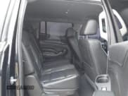 ✅ 2020 Chevrolet Suburban LT • VIN: 1GNSCHKC4LR154126 • Lot: 41636948. Wystawiony na IAAI z przebiegiem 190 699 mil. Bezpłatny archiwum sprzedaży aukcyjnych z USA i szczegółowy raport historii pojazdu na DreamBid. Zdjęcie 8.