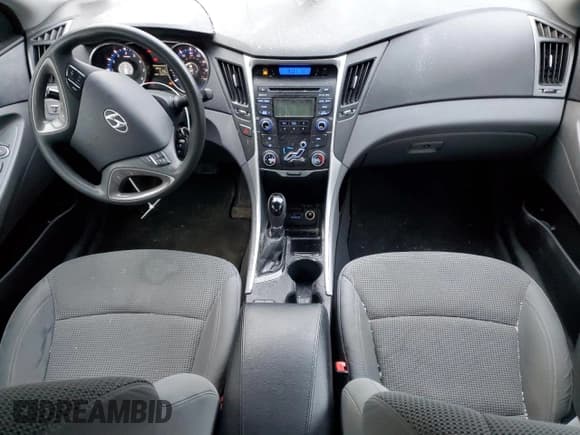 ✅ 2013 Hyundai Sonata GLS • VIN: 5NPEB4AC9DH753261 • Lot: 91721155. Listed on Copart with 106,971 mi. Free auction sales archive from the USA and detailed vehicle history report at DreamBid. Image 8.