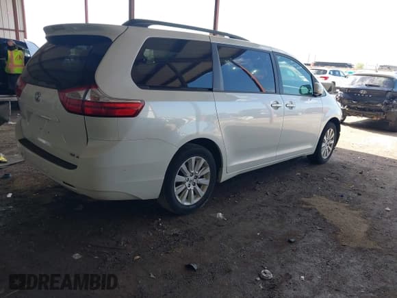 ✅ 2015 Toyota Sienna Limited • VIN: 5TDDK3DC9FS114814 • Lot: 42100413. Listed on IAAI with 157,761 mi. Free auction sales archive from the USA and detailed vehicle history report at DreamBid. Image 4.