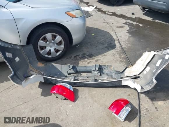 2018 Jeep Grand Cherokee Altitude z VIN 1C4RJFAGXJC504400, wystawiony jako IAAI lot #43318140 z przebiegiem 100 572 mil mil oraz . Historia ofert i sprzedaży dostępna na DreamBid. Obrazek 12.