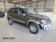 ✅ 2004 Toyota RAV4 • VIN: JTEGD20V640025884 • Lot: 83817195. Listed on Copart with 171,460 mi. Free auction sales archive from the USA and detailed vehicle history report at DreamBid. Image 4.