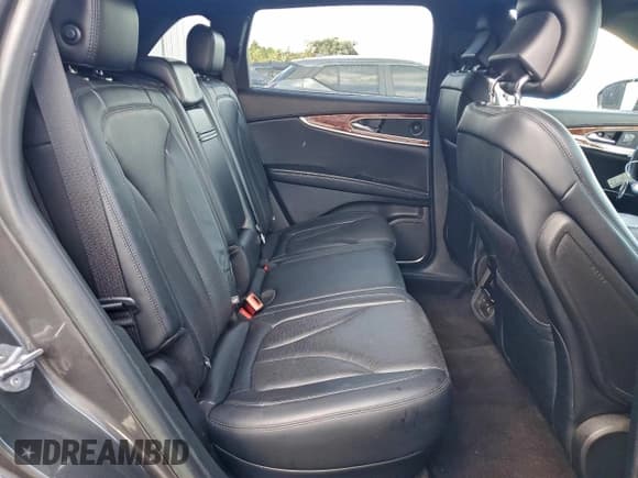 ✅ 2019 Lincoln Nautilus Reserve • VIN: 2LMPJ6LP6KBL30654 • Лот: 94373315. Опубликован ранее на Copart с пробегом 87 339 миль. Бесплатный доступ к архиву аукционных продаж из США и подробный отчёт об истории автомобиля на DreamBid. Изображение 11.