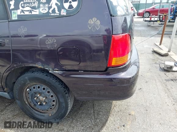 ✅ 1997 Honda Odyssey • VIN: JHMRA1842VC003410 • Lot: 42456828. Listed on IAAI with 280,657 mi. Free auction sales archive from the USA and detailed vehicle history report at DreamBid. Image 17.