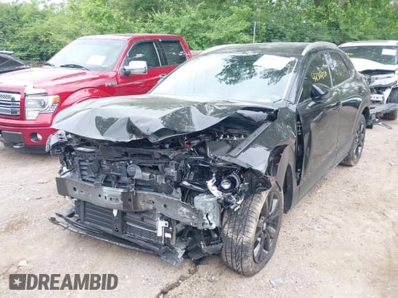 ✅ 2023 Mazda CX-30 Premium • VIN: 3MVDMBDY9PM582252 • Лот: 42354330. Опубликован ранее на IAAI с пробегом 9 304 миль. Бесплатный доступ к архиву аукционных продаж из США и подробный отчёт об истории автомобиля на DreamBid. Изображение 2.