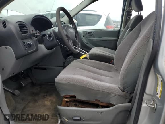 ✅ 2007 Dodge Grand Caravan SE • VIN: 1D4GP24R77B171120 • Lot: 92816235. Listed on Copart with 166,079 mi. Free auction sales archive from the USA and detailed vehicle history report at DreamBid. Image 7.