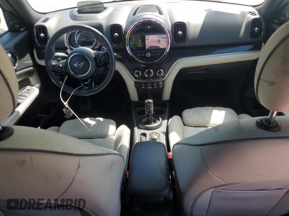 ✅ 2020 MINI Countryman Cooper S • VIN: WMZYW7C05L3L97942 • Lot: 63320364. Wystawiony na Copart z przebiegiem 40 507 mil. Bezpłatny archiwum sprzedaży aukcyjnych z USA i szczegółowy raport historii pojazdu na DreamBid. Zdjęcie 8.