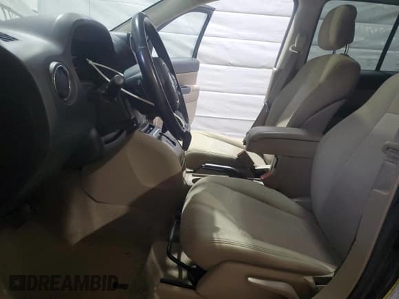 ✅ 2013 Jeep Compass Latitude • VIN: 1C4NJDEB9DD228436 • Лот: 58547555. Опубликован ранее на Copart с пробегом 150 138 миль. Бесплатный доступ к архиву аукционных продаж из США и подробный отчёт об истории автомобиля на DreamBid. Изображение 7.