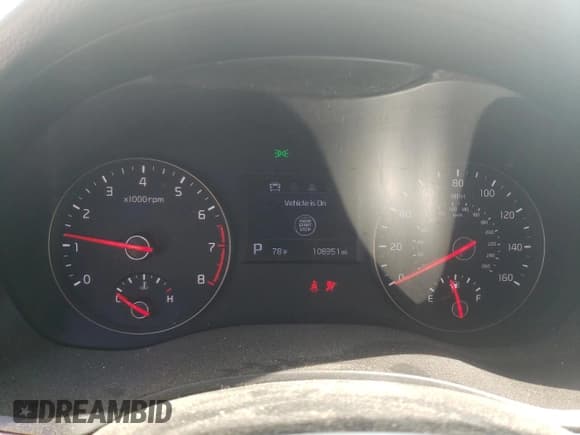 ✅ 2017 Kia Cadenza Premium • VIN: KNALC4J14H5068025 • Лот: 74619454. Опубликован ранее на Copart с пробегом 108 351 миль. Бесплатный доступ к архиву аукционных продаж из США и подробный отчёт об истории автомобиля на DreamBid. Изображение 9.