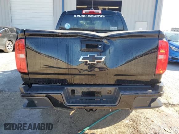 ✅ 2017 Chevrolet Colorado 2WD WT • VIN: 1GCGSBEN0H1305903 • Lot: 45993635. Wystawiony na Copart z przebiegiem 138 150 mil. Bezpłatny archiwum sprzedaży aukcyjnych z USA i szczegółowy raport historii pojazdu na DreamBid. Zdjęcie 6.