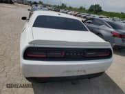 ✅ 2016 Dodge Challenger SXT Plus • VIN: 2C3CDZAG6GH124740 • Lot: 55481154. Wystawiony na Copart z przebiegiem 124 629 mil. Bezpłatny archiwum sprzedaży aukcyjnych z USA i szczegółowy raport historii pojazdu na DreamBid. Zdjęcie 6.