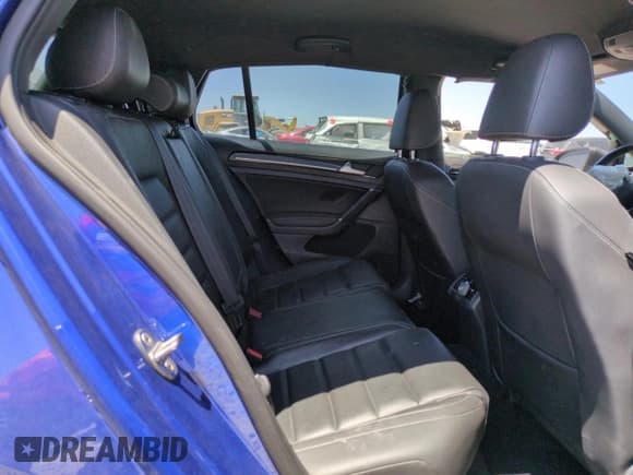 ✅ 2015 Volkswagen Golf R • VIN: WVWLF7AU2FW190394 • Лот: 60093695. Опубликован ранее на Copart с пробегом 88 714 миль. Бесплатный доступ к архиву аукционных продаж из США и подробный отчёт об истории автомобиля на DreamBid. Изображение 10.