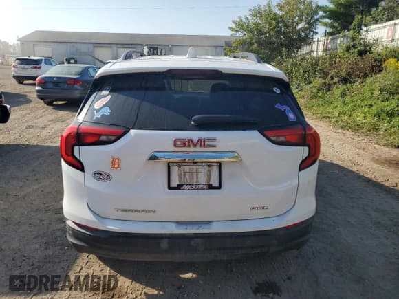 ✅ 2021 GMC Terrain SLE • VIN: 3GKALTEV4ML377770 • Lot: 80094735. Wystawiony na Copart z przebiegiem 112 811 mil. Bezpłatny archiwum sprzedaży aukcyjnych z USA i szczegółowy raport historii pojazdu na DreamBid. Zdjęcie 6.