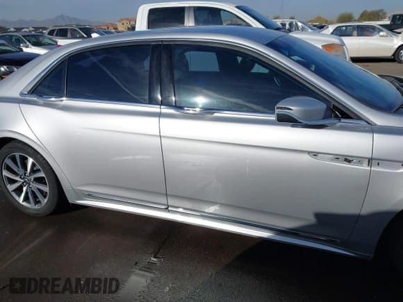 ✅ 2018 Lincoln Continental Premiere • VIN: 1LN6L9PK8J5602187 • Lot: 41717847. Wystawiony na IAAI z przebiegiem 80 257 mil. Bezpłatny archiwum sprzedaży aukcyjnych z USA i szczegółowy raport historii pojazdu na DreamBid. Zdjęcie 14.