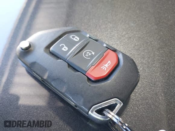 ✅ 2020 Jeep Wrangler Unlimited Sahara Altitude • VIN: 1C4HJXEG6LW120854 • Lot: 43618359. Listed on IAAI with 137,557 mi. Free auction sales archive from the USA and detailed vehicle history report at DreamBid. Image 11.