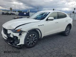 ✅ 2017 Maserati Levante • VIN: ZN661XUA2HX250084 • Lot: 48720925. Listed on Copart with 53,712 mi. Free auction sales archive from the USA and detailed vehicle history report at DreamBid. Image 1.