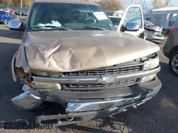 ✅ 2001 Chevrolet Silverado 1500 LS • VIN: 1GCEC14T31E115767 • Лот: 43558541. Опубликован ранее на IAAI с пробегом 181 968 миль. Бесплатный доступ к архиву аукционных продаж из США и подробный отчёт об истории автомобиля на DreamBid. Изображение 6.