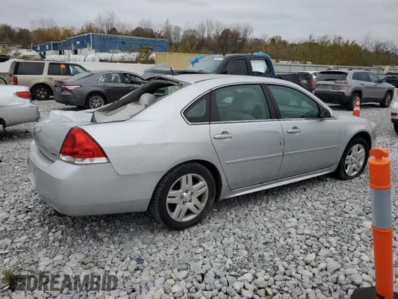 ✅ 2014 Chevrolet Impala LT • VIN: 2G1WB5E33E1117435 • Лот: 78035234. Опубликован ранее на Copart с пробегом 129 701 миль. Бесплатный доступ к архиву аукционных продаж из США и подробный отчёт об истории автомобиля на DreamBid. Изображение 3.