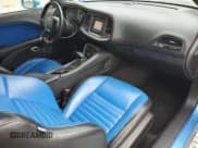 ✅ 2015 Dodge Challenger R/T • VIN: 2C3CDZAT6FH821773 • Lot: 51702554. Wystawiony na Copart z przebiegiem 116 295 mil. Bezpłatny archiwum sprzedaży aukcyjnych z USA i szczegółowy raport historii pojazdu na DreamBid. Zdjęcie 8.