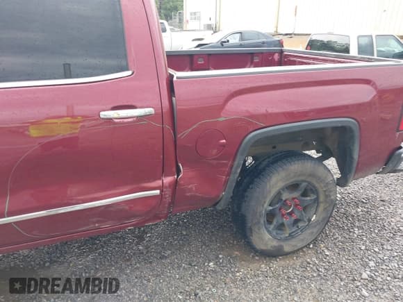 ✅ 2015 GMC Sierra 1500 SLT • VIN: 3GTU2VEC8FG126381 • Lot: 42204777. Listed on IAAI with 211,755 mi. Free auction sales archive from the USA and detailed vehicle history report at DreamBid. Image 6.