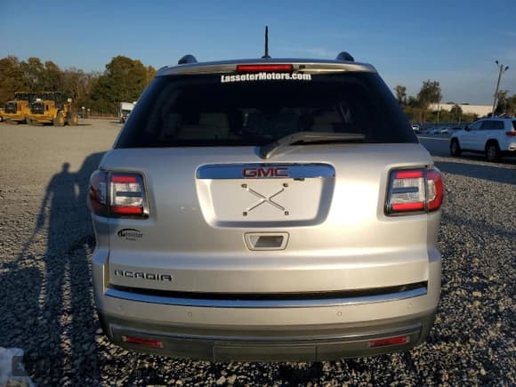 ✅ 2016 GMC Acadia SLT • VIN: 1GKKRSKD1GJ267019 • Lot: 91373695. Listed on Copart with 101,581 mi. Free auction sales archive from the USA and detailed vehicle history report at DreamBid. Image 6.