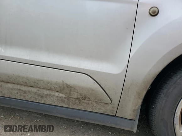 ✅ 2016 Ford Transit Connect XLT • VIN: NM0GE9F70G1230664 • Lot: 51708255. Wystawiony na Copart z przebiegiem 185 928 mil. Bezpłatny archiwum sprzedaży aukcyjnych z USA i szczegółowy raport historii pojazdu na DreamBid. Zdjęcie 13.