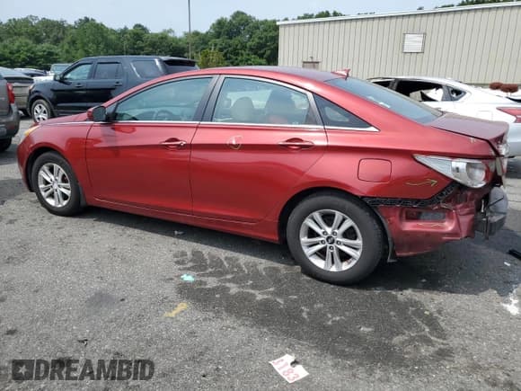 ✅ 2013 Hyundai Sonata GLS • VIN: 5NPEB4AC4DH558507 • Lot: 63796704. Listed on Copart with 121,164 mi. Free auction sales archive from the USA and detailed vehicle history report at DreamBid. Image 2.