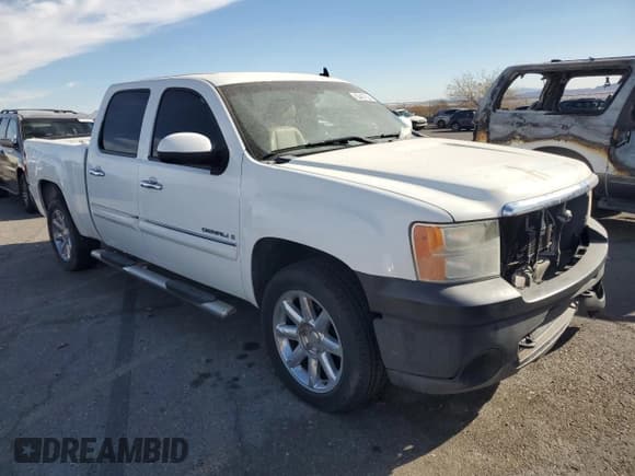 ✅ 2008 GMC Sierra Denali • VIN: 2GTEK638881191929 • Лот: 83457584. Опубликован ранее на Copart с пробегом 170 876 миль. Бесплатный доступ к архиву аукционных продаж из США и подробный отчёт об истории автомобиля на DreamBid. Изображение 4.