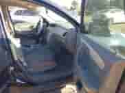 2015 Chevrolet Traverse LS z VIN 1GNKRFEDXFJ275799, wystawiony jako IAAI lot #43404084 z przebiegiem 150 564 mil mil oraz . Historia ofert i sprzedaży dostępna na DreamBid. Obrazek 5.