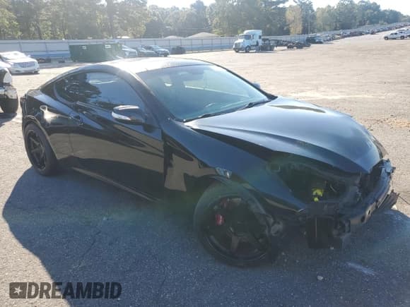 ✅ 2012 Hyundai Genesis Coupe R-Spec • VIN: KMHHU6KH2CU075191 • Lot: 87254365. Wystawiony na Copart z przebiegiem Nie podano. Bezpłatny archiwum sprzedaży aukcyjnych z USA i szczegółowy raport historii pojazdu na DreamBid. Zdjęcie 4.