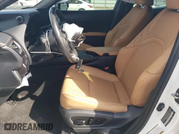 ✅ 2024 Lexus UX 250h Premium • VIN: JTHP6JBH9R2161632 • Lot: 71041865. Listed on Copart with 72,911 mi. Free auction sales archive from the USA and detailed vehicle history report at DreamBid. Image 7.