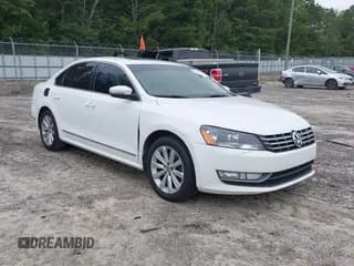 ✅ 2013 Volkswagen Passat SEL • VIN: 1VWCP7A37DC070316 • Lot: 42920334. Listed on IAAI with 211,425 mi. Free auction sales archive from the USA and detailed vehicle history report at DreamBid. Image 1.