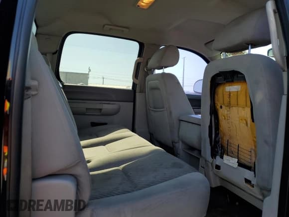 ✅ 2011 GMC Sierra 1500 SLE • VIN: 3GTP1VEA0BG186857 • Лот: 64650895. Опубликован ранее на Copart с пробегом 195 817 миль. Бесплатный доступ к архиву аукционных продаж из США и подробный отчёт об истории автомобиля на DreamBid. Изображение 10.